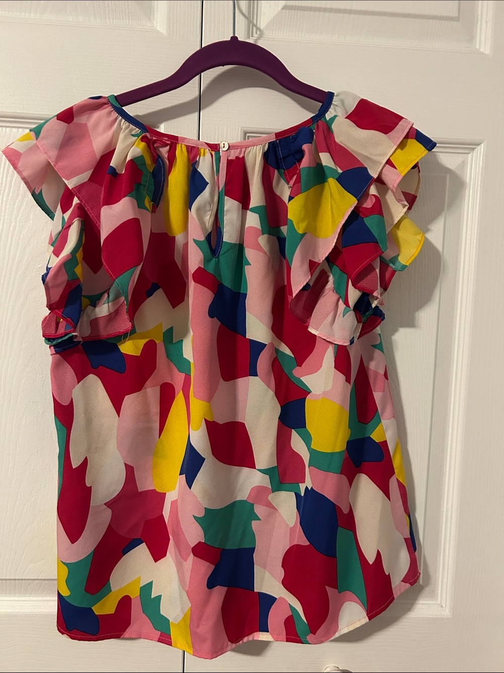 Multicolor Abstract Ruffle-Sleeve Woman’s Top - Picture 2 of 4